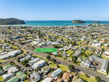 Easy-Care Living in a Prime Location