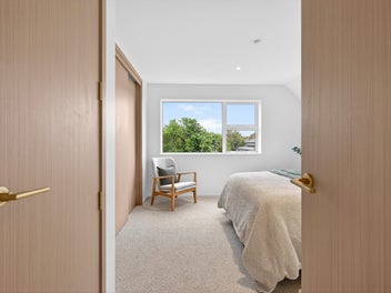 Lola Cuba, Free Furniture Package included!