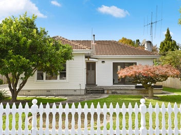 Refurbished Home In A Prized Hillcrest Location