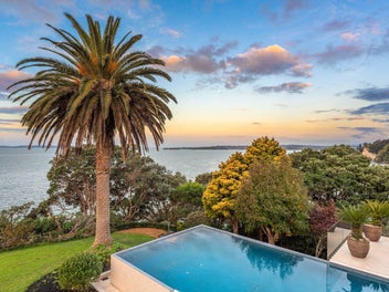 An irreplaceable waterfront sanctuary