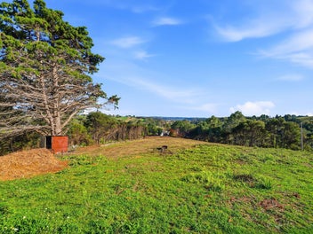 Dual-Income & Prestigious Building Opportunity