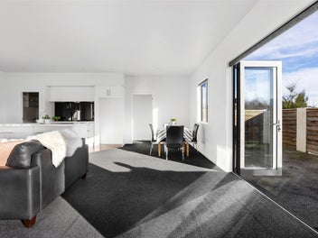 Modern & Stylish