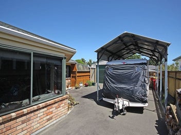 Spacious Coastal Living in Foxton Beach