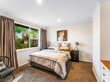 Papanui Perfect Lock-Up & Leave with Parking