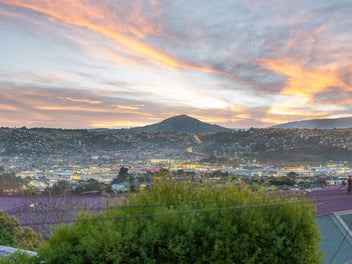 Stunning Sunsets & Sweet City Views