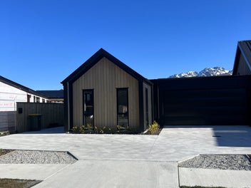 Image 1 of 6