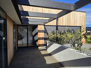 Image 1 of 8