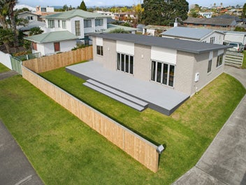 Position Perfect for Lifestyle & Convenience