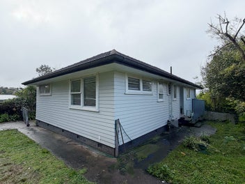 Image 1 of 10