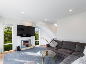 $960K - Owners Ready to Negotiate