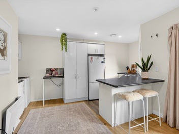 Affordable Albany Home- Ideal First Buy/Investment