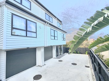 Image 1 of 22