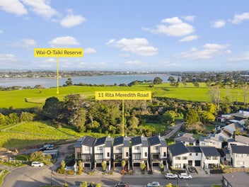 Standalone Parkside Living for the Whole Family