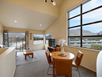 Lake Views, Visitor Consent + Prime Location