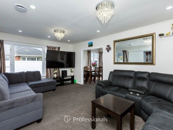 SPACE, VERSATILITY & MODERN COMFORT