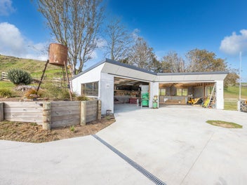 SHED SHED...Oh, and a House