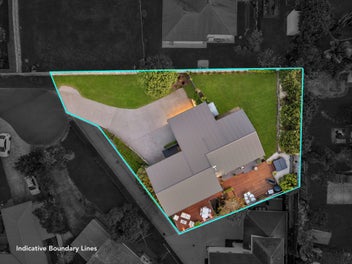 Owners Downsizing - Premium Living On 1,236m2