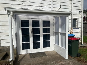 Image 1 of 8