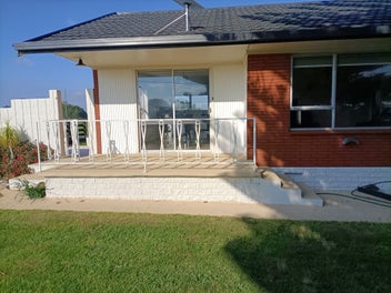 Image 1 of 21