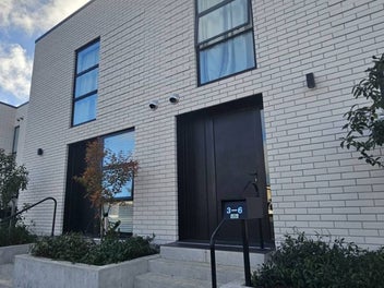 Image 1 of 11