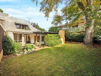 Private Greenlane Retreat - Boutique Living in DGZ