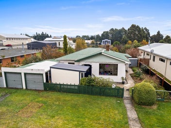 Private, Sunny Home with Stunning Garden Oasis