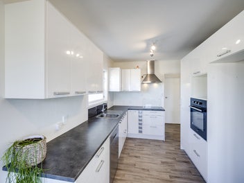 Home + Fully Self Contained Studio/Office