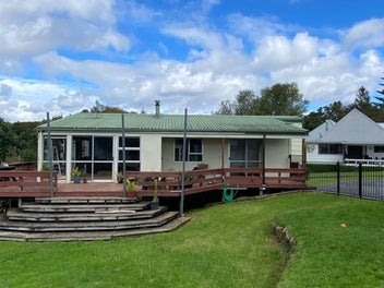 Image 1 of 15