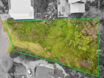 Premium Raumati Beach Section