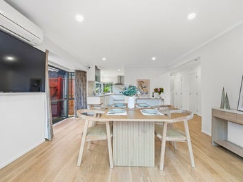 Prestigious Coastal Living in Bucklands Beach