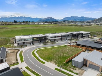 Large Corner Site To Be Sold