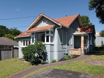 Image 1 of 11