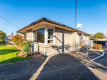 Spacious, Sunny & Super Practical...