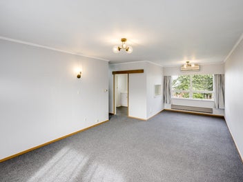 Charming And Convenient Living In Onekawa