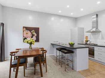 EASY-CARE BROOKLYN LIVING