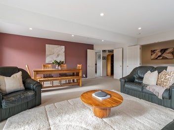 Spacious, Sun-Filled & Seriously Versatile!