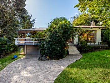 1381m2 freehold land Vendors are Committed to Sell