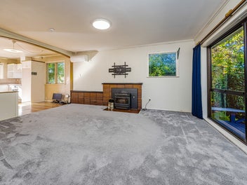 A HIDDEN GEM ON 1381sqm FREEHOLD LAND