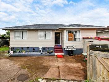MUST SELL ON AUCTION DAY - PACKED WITH POTENTIAL