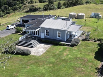 Versatile 28ha Lifestyle Farm / Grazing Block