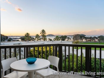 Sea Views, Space & City Convenience