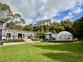 Sheltered Moeraki Paradise