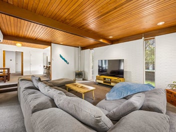 Flat Land. Flexible Living. Family Gold