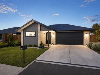 Complete Package in Great Location