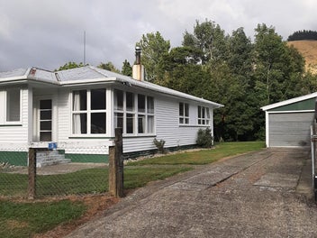 Image 1 of 7