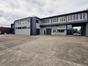 Image 1 of 10