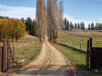 ELEVATED. EXCEPTIONAL. ENTIRELY CENTRAL OTAGO