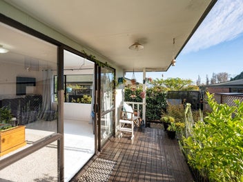 Easy Care With Spacious Living