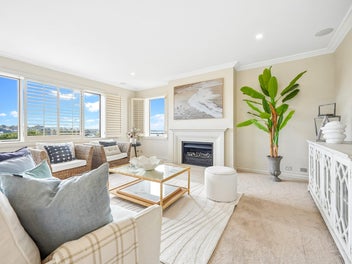 EXCLUSIVE LUXURY LIVING ON ARNEY – DGZ!