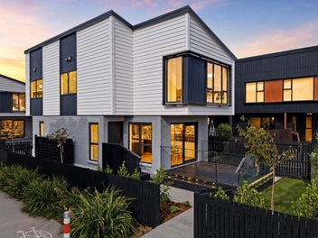 Stylish, Affordable Living in a Highly Accessi...
